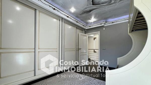 Casa independiente en calle Lotería