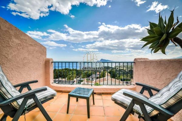 Chalet adosado en calle Suecia, 413