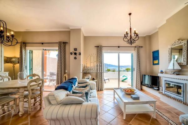 Chalet adosado en calle Suecia, 413