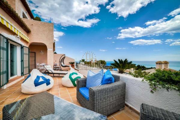 Chalet adosado en calle Suecia, 413