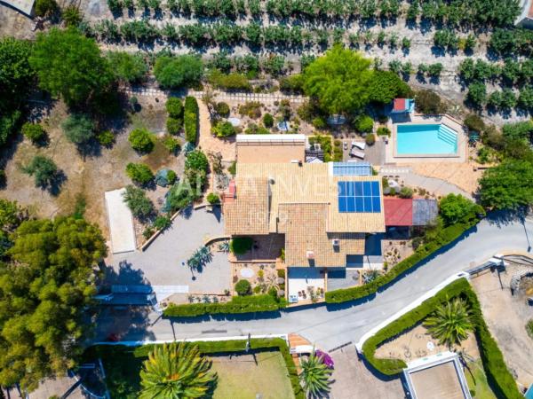 Casa independiente en Partida Cap-Blanch, 28