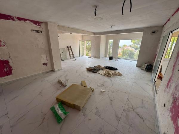 Casa independiente en calle l'Aitana