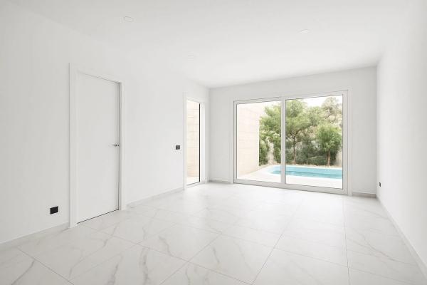 Casa independiente en calle l'Aitana