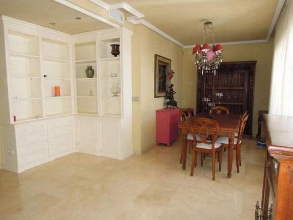 Ático en calle Holanda