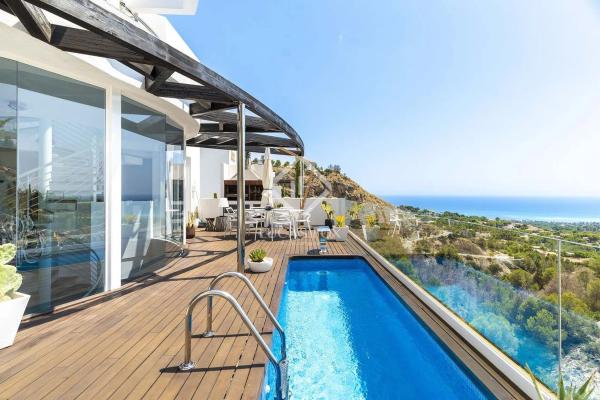 Casa independiente en calle Media