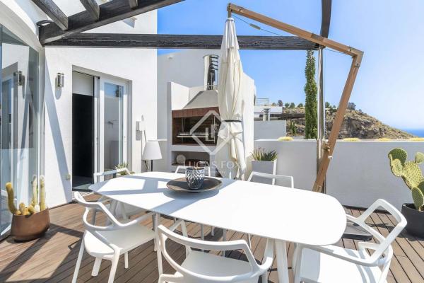 Casa independiente en calle Media