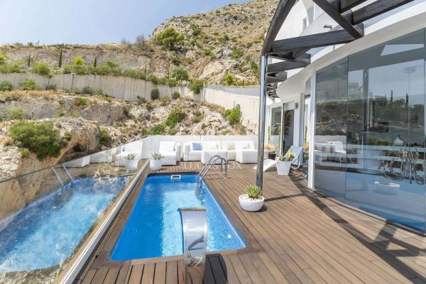 Casa independiente en calle Media