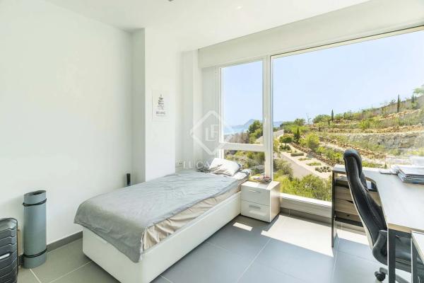 Casa independiente en calle Media