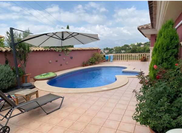 Casa independiente en calle la Guatla