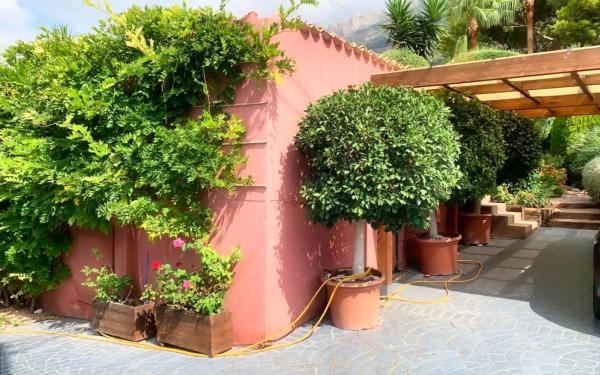 Casa independiente en calle la Guatla