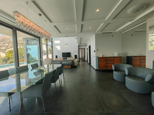 Casa independiente en calle Alemania