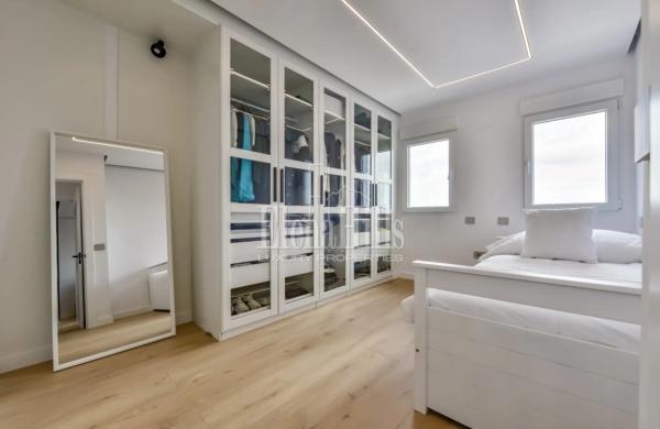 Chalet pareado en calle Amberes