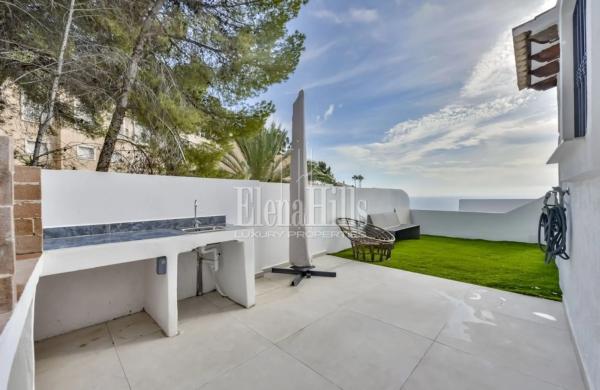 Chalet pareado en calle Amberes