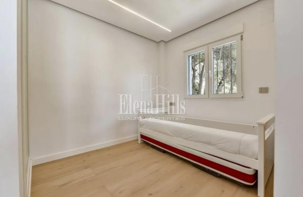 Chalet pareado en calle Amberes