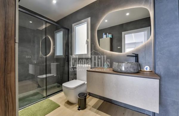 Chalet pareado en calle Amberes