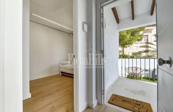 Chalet pareado en calle Amberes