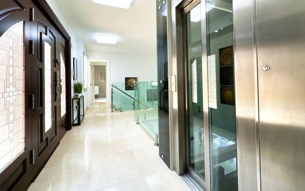 Casa independiente en calle Alemania, 733