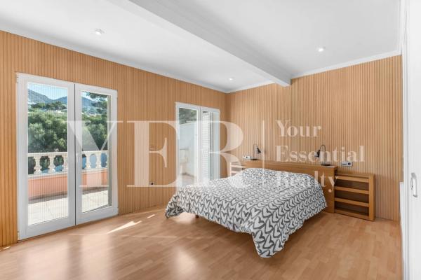 Casa independiente en CL Perdiu La-g.Baja