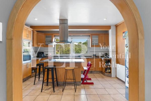 Casa independiente en CL Perdiu La-g.Baja