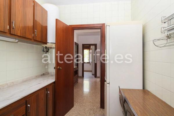 Casa independiente en camino Font del Garroferet