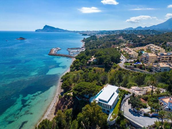 Chalet adosado en calle el Verdrol, 5