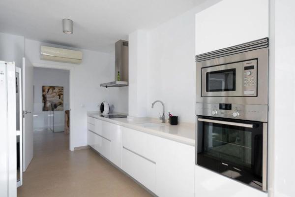 Casa independiente en calle Revoltes, 32