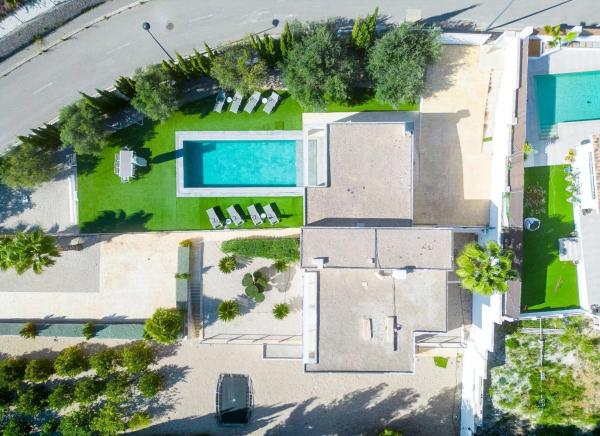 Casa independiente en calle Revoltes, 32