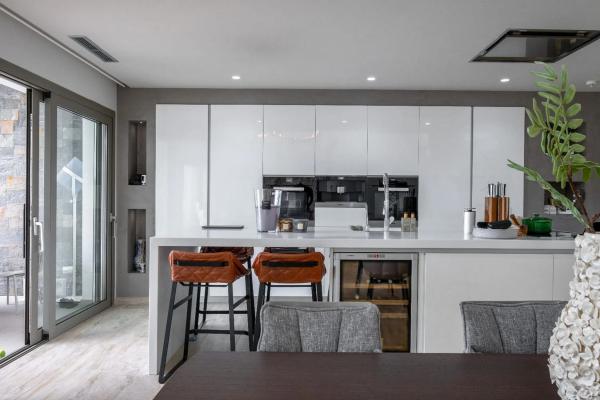 Casa independiente en puerta de Hierro, 35