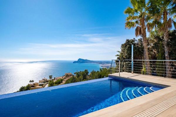 Casa independiente en calle Irlanda del Norte, 241