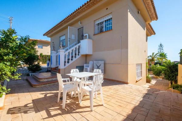 Casa independiente en Miramar s/n