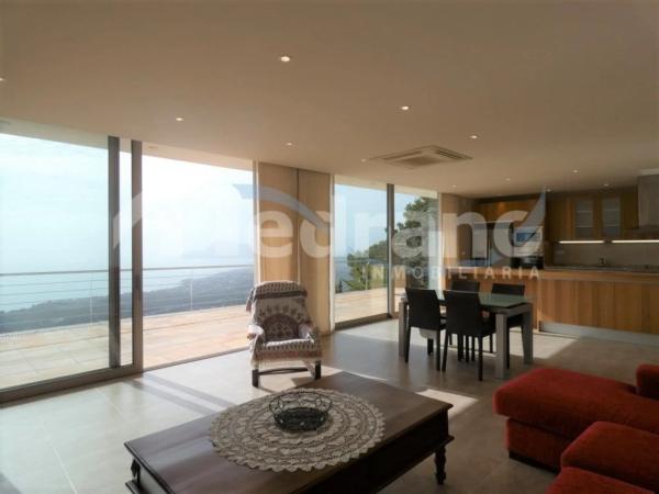 Casa independiente en calle Costa Azul