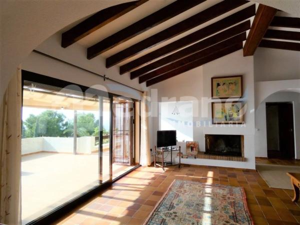 Casa independiente en calle Costa Azul