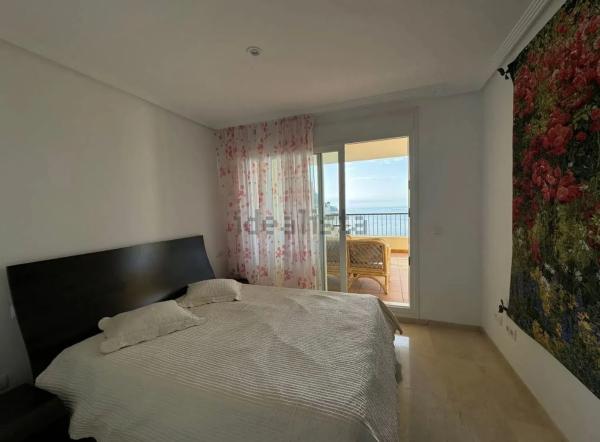 Piso en calle Sorell, 2