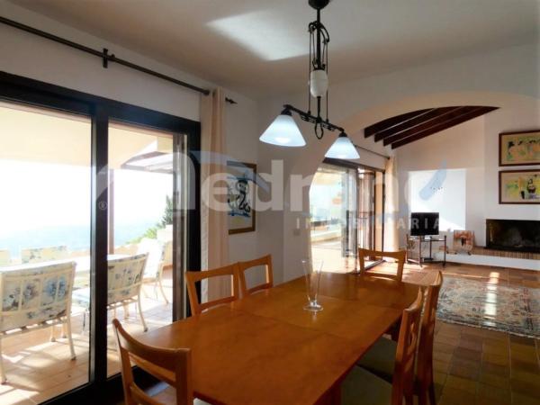 Casa independiente en calle Costa Azul