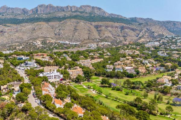 Piso en avenida Principal s/n