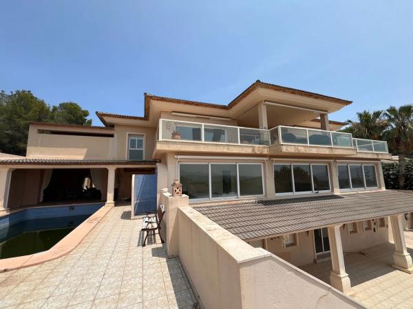 Casa independiente en Av Principal De La Sierra, 29