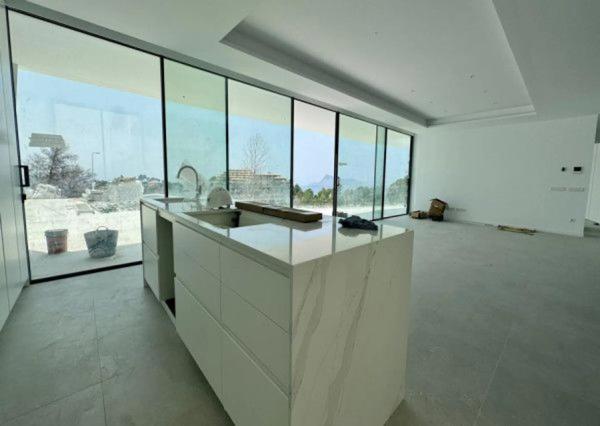 Casa independiente en calle de Europa, 603