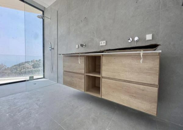 Casa independiente en calle de Europa, 603