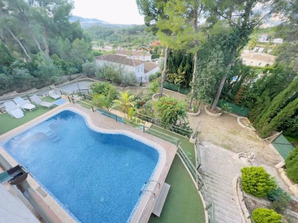 Casa independiente en calle el Ravanell