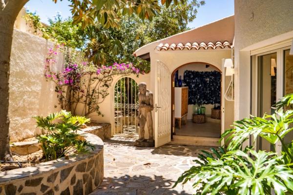 Casa independiente en calle Cabo de Gata