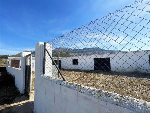 Finca rústica en calle Pila