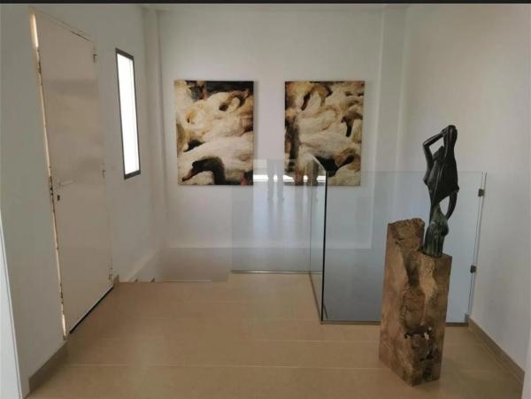 Casa independiente en calle Revoltes s/n