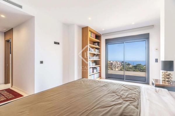 Casa independiente en calle Media