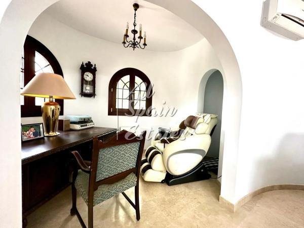 Casa independiente en calle la Llebre