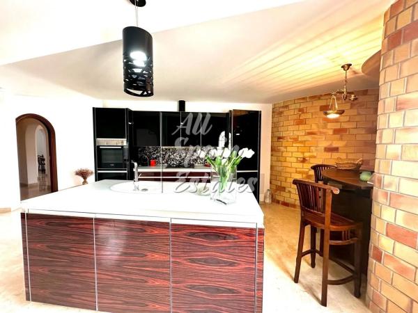 Casa independiente en calle la Llebre