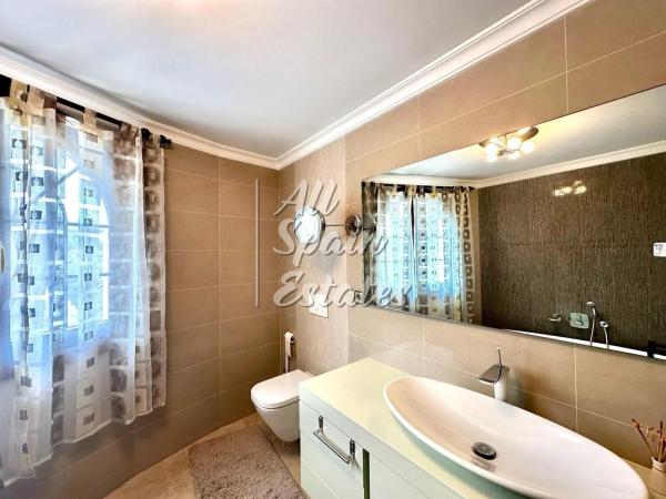 Casa independiente en calle la Llebre