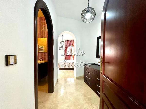 Casa independiente en calle la Llebre