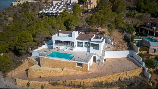 Casa independiente en calle Carretas