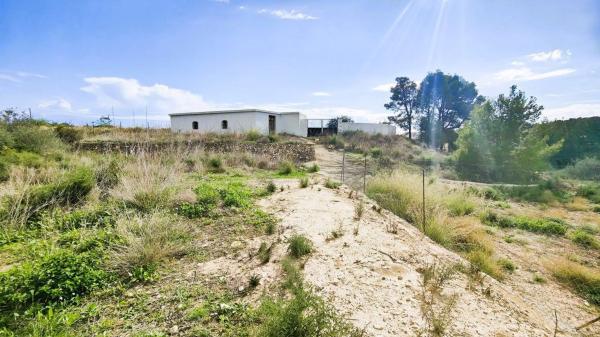 Casa independiente en Partida Sogai