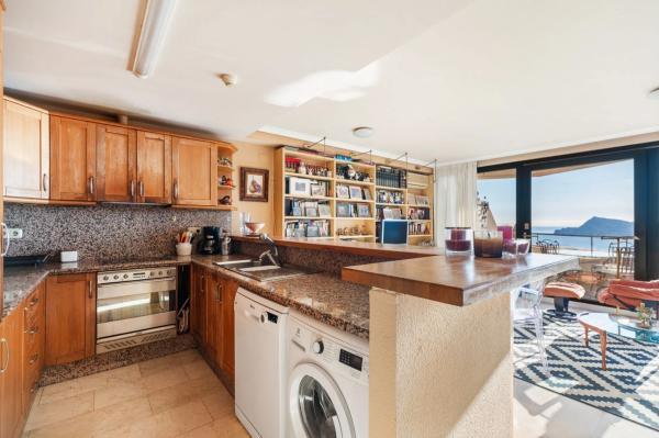 Piso en avenida Principal de la Sierra